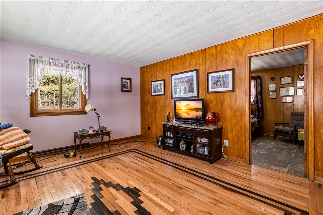 17330 County Highway J Property Photo 18