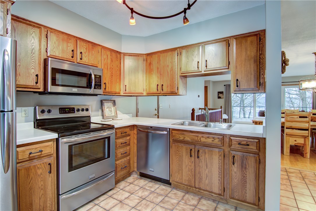 2567 27 1/4 27 3/4 Street Property Photo 9