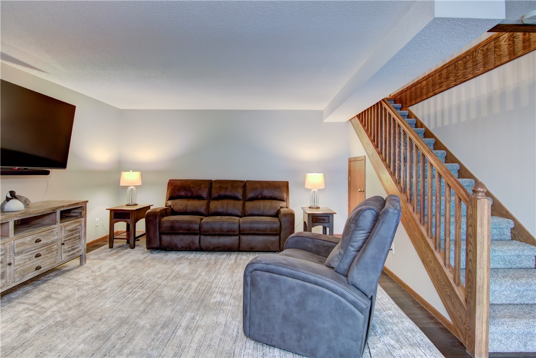 2567 27 1/4 27 3/4 Street Property Photo 20