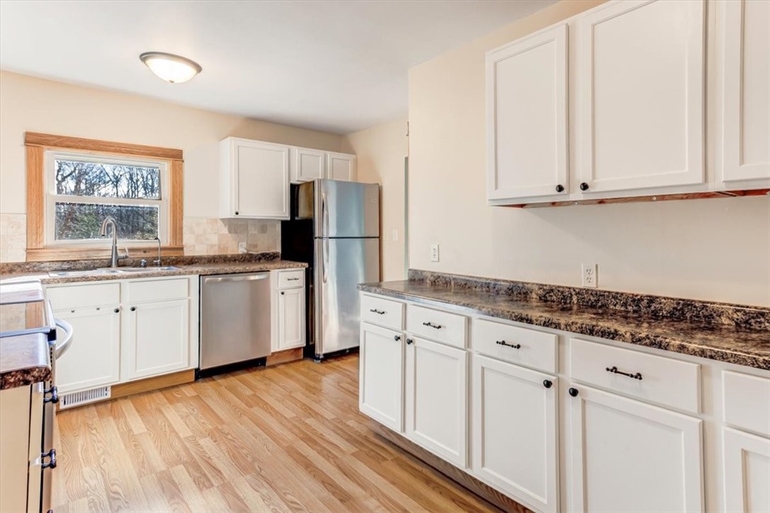 607 W Perkins Street Property Photo 18