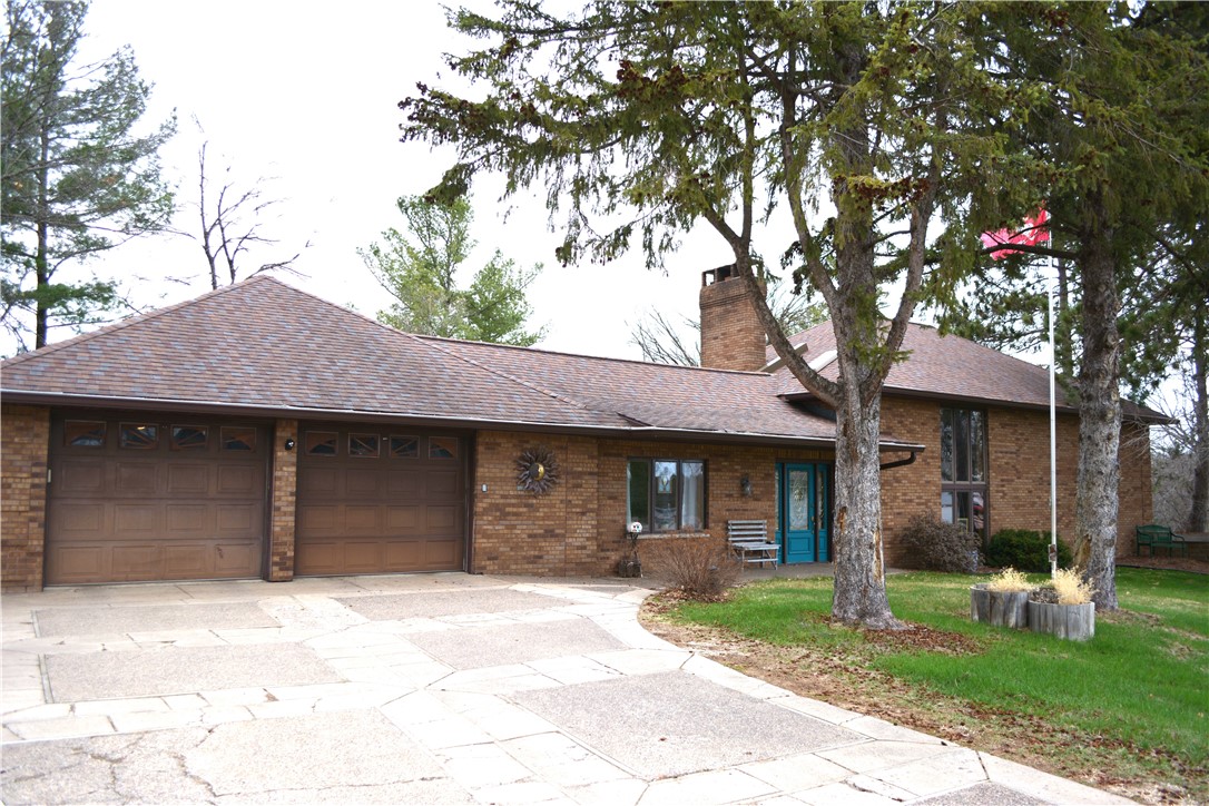 Eagle Point Real Estate Listings Main Image