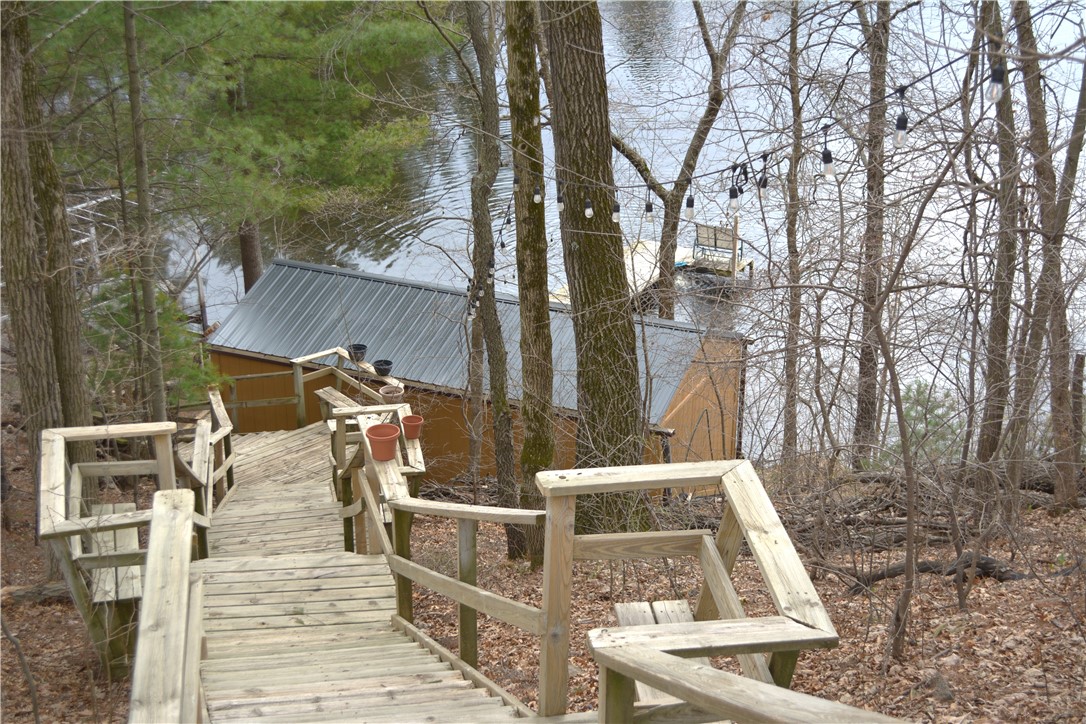 10688 Hwy 178 Property Photo 5