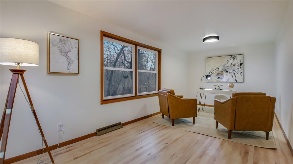 2114 115th Street Property Photo 10