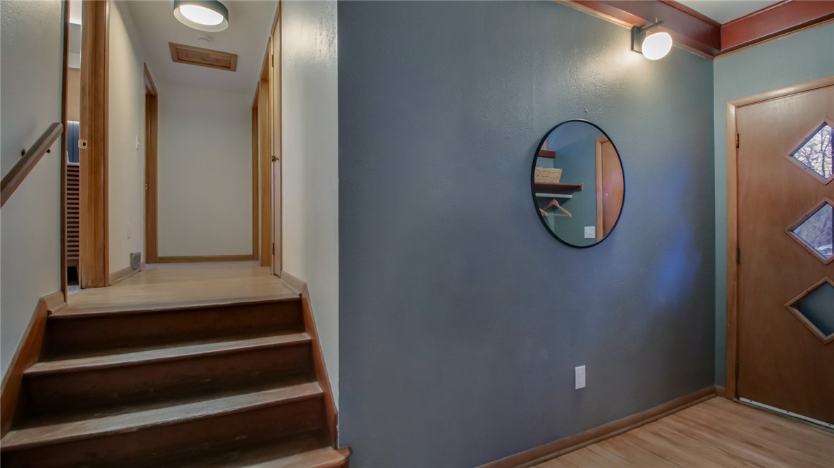 2114 115th Street Property Photo 12