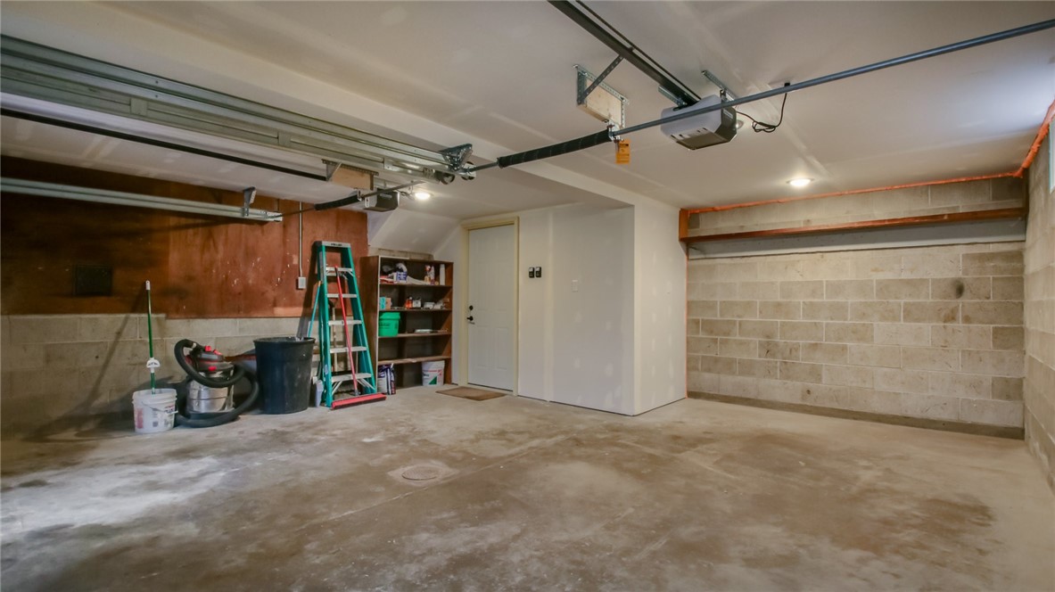 2114 115th Street Property Photo 25