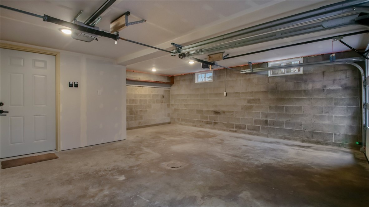 2114 115th Street Property Photo 26