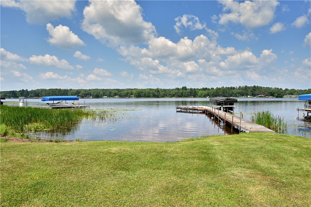 6595 Blue Heron Bay Drive Property Photo 3