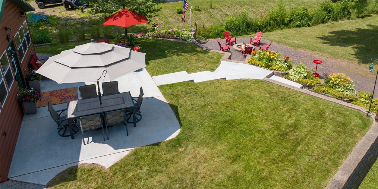 6595 Blue Heron Bay Drive Property Photo 11