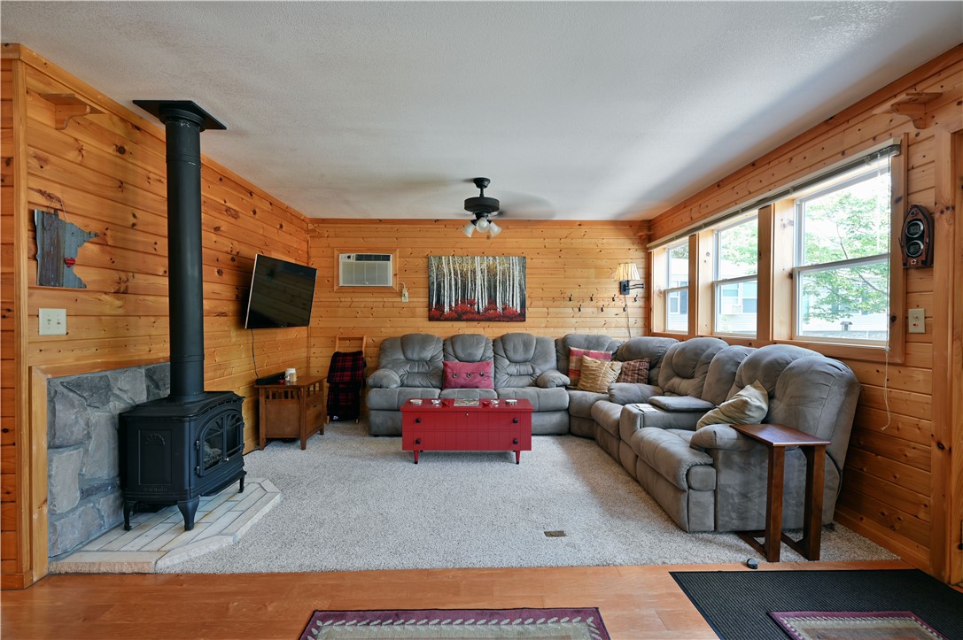 6595 Blue Heron Bay Drive Property Photo 14