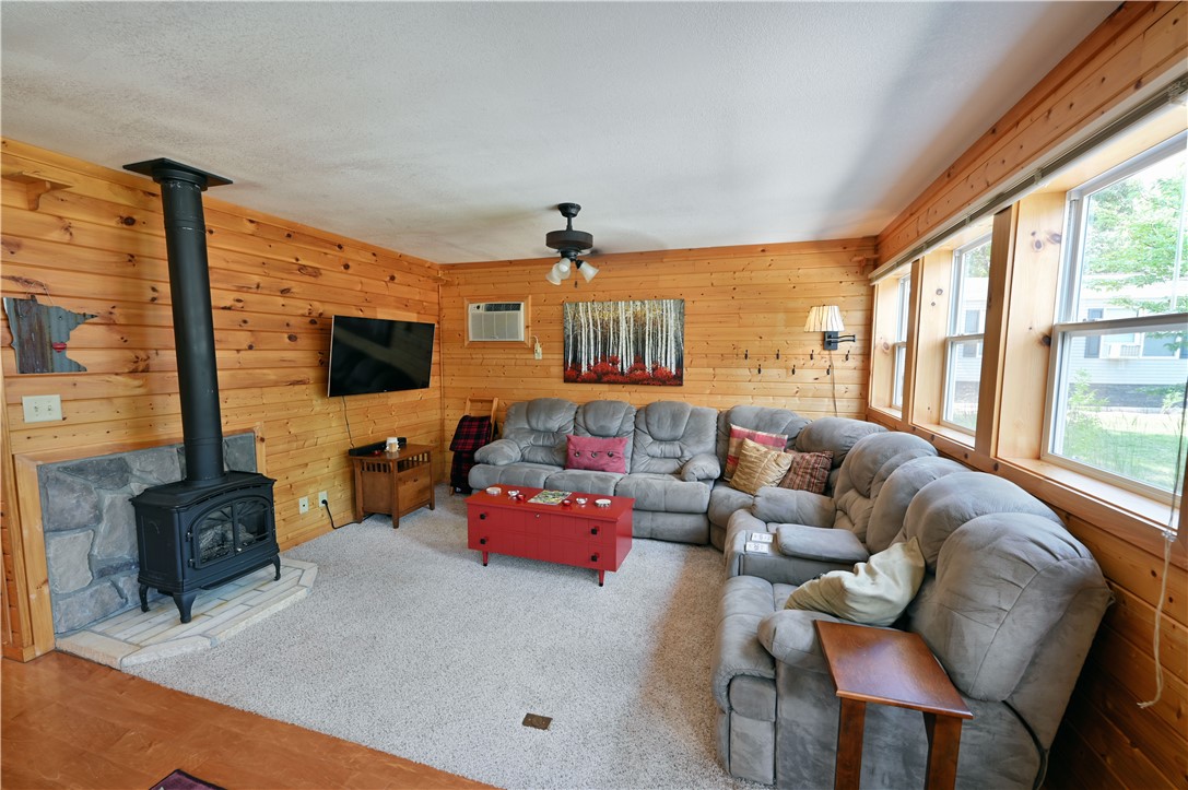 6595 Blue Heron Bay Drive Property Photo 17