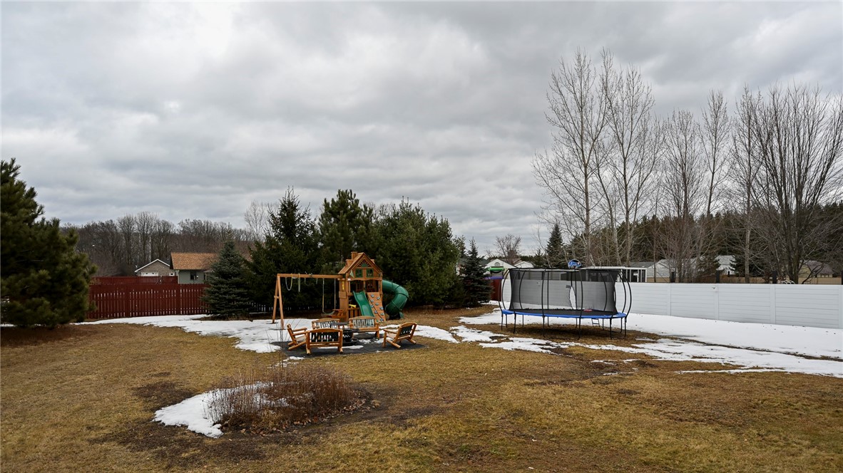1202 Badger Street Property Photo 6