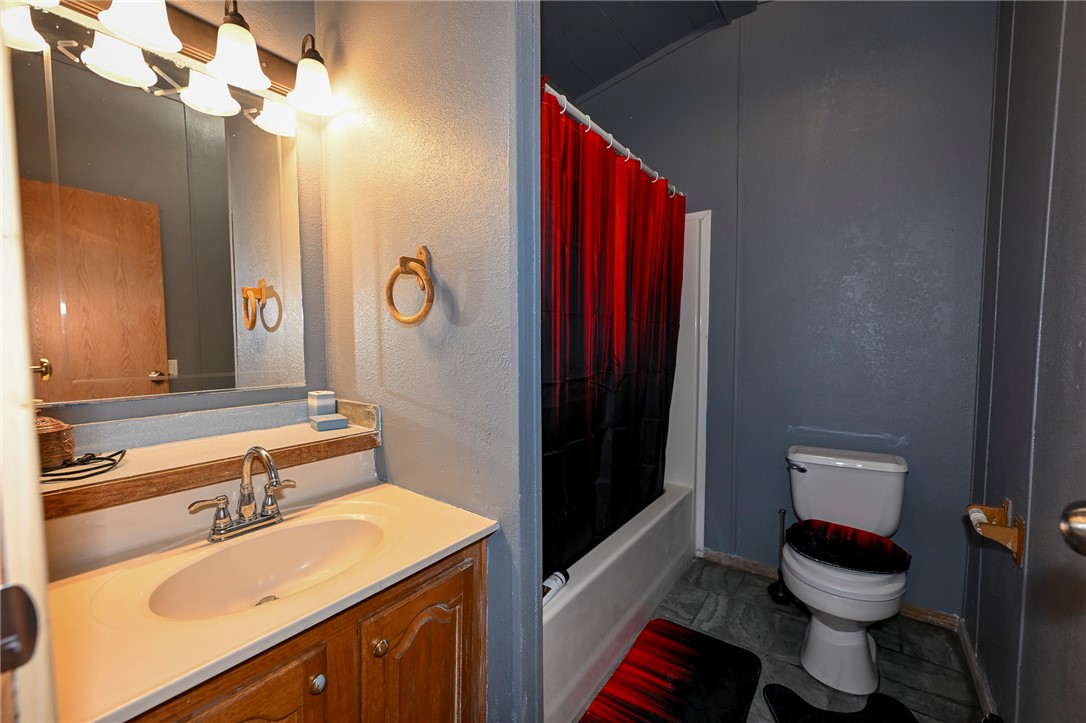 1202 Badger Street Property Photo 21