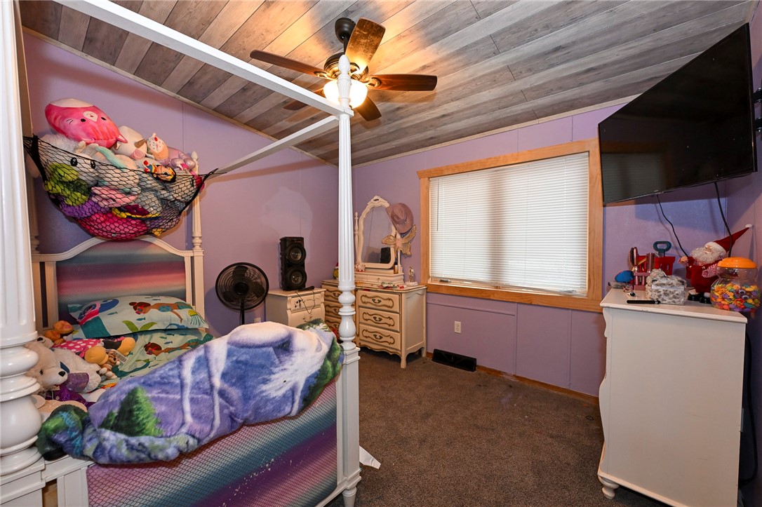1202 Badger Street Property Photo 23
