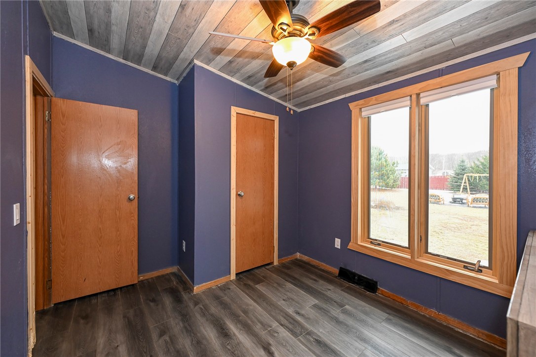 1202 Badger Street Property Photo 24