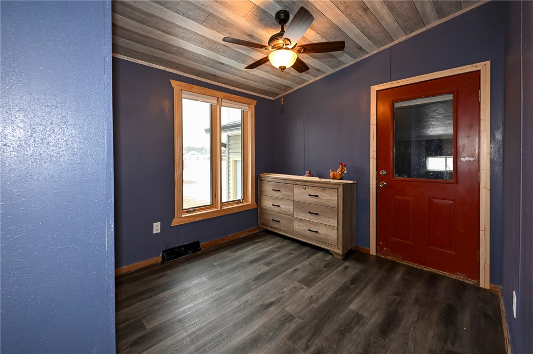1202 Badger Street Property Photo 25