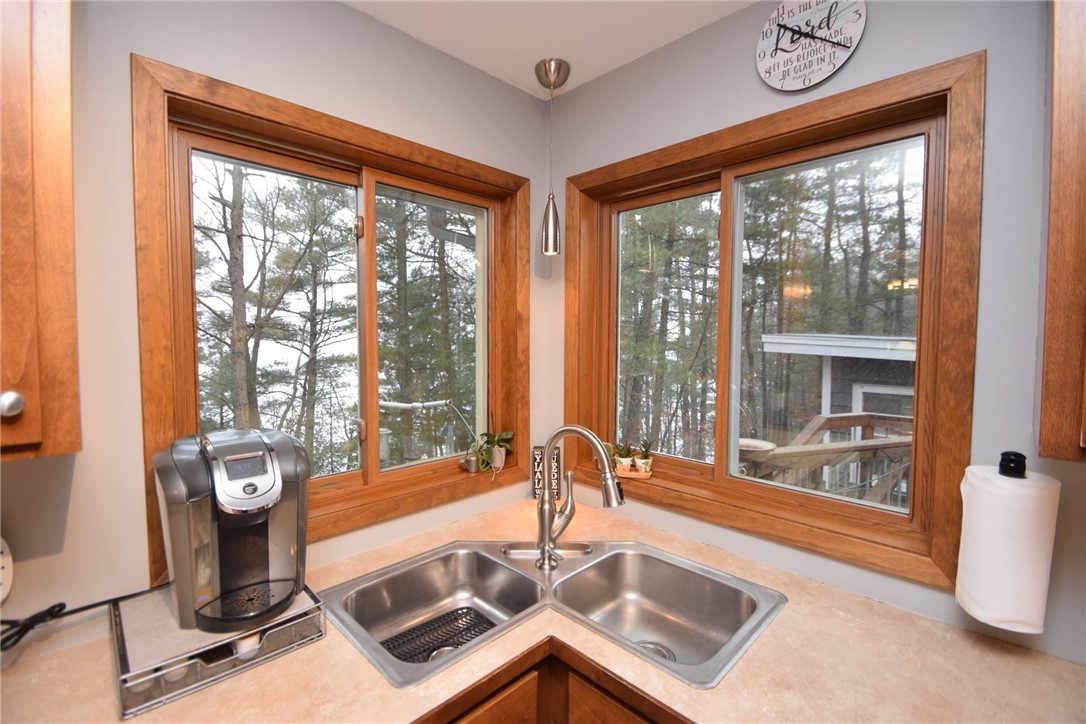 5273 State Road 70 Property Photo 10