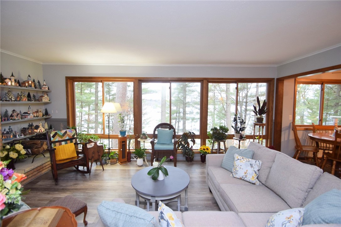 5273 State Road 70 Property Photo 14