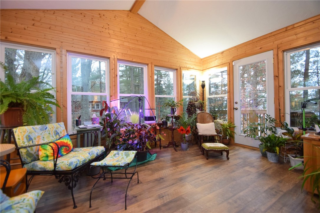 5273 State Road 70 Property Photo 17