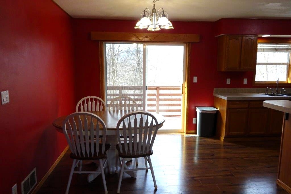 1123 150th Street Property Photo 9