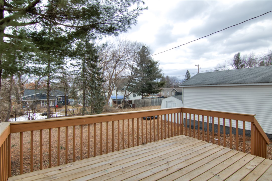 1512 Daniels Avenue Property Photo 24
