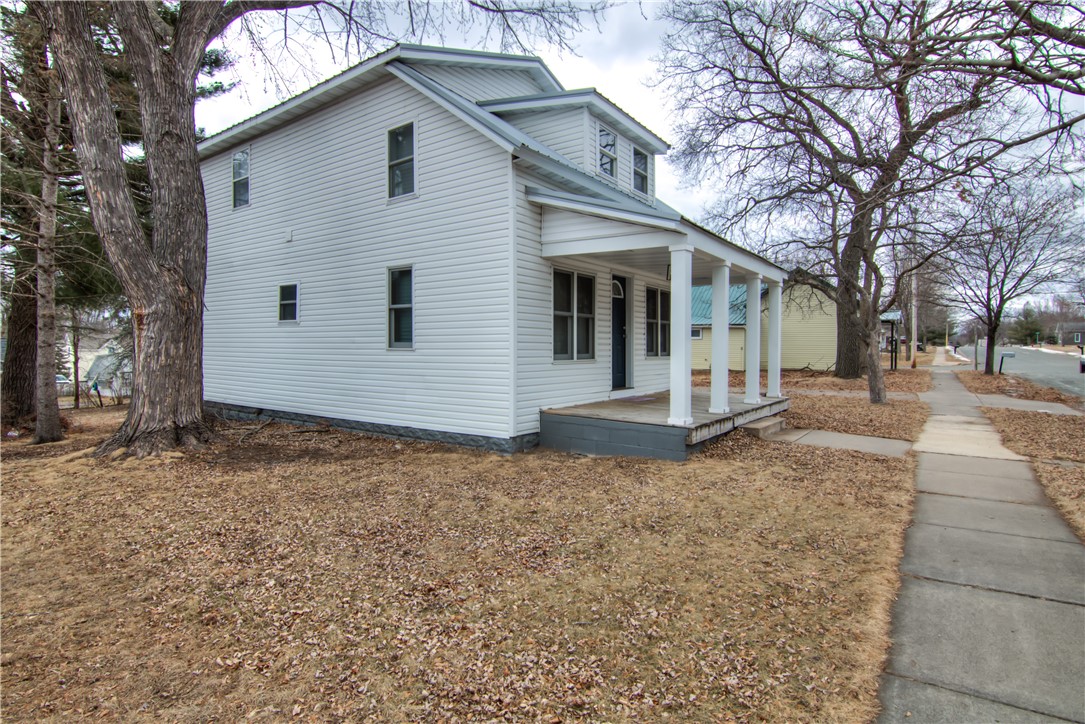 1512 Daniels Avenue Property Photo 32