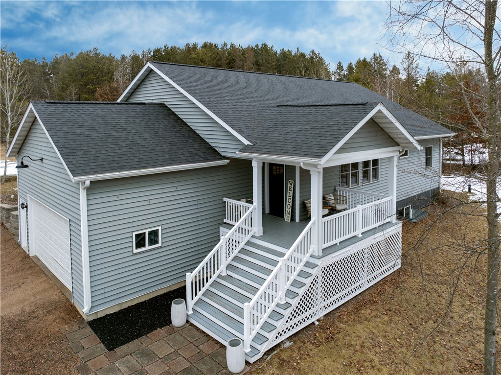 1860 13 1/4 Avenue Property Photo 2