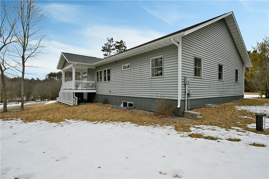 1860 13 1/4 Avenue Property Photo 4