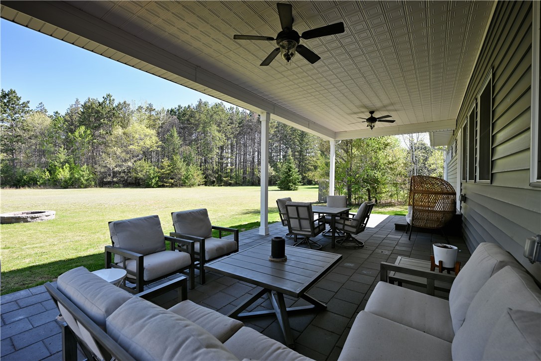 1860 13 1/4 Avenue Property Photo 13