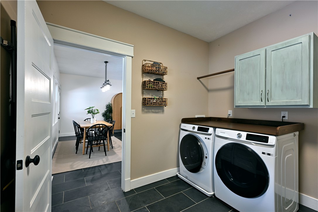 1860 13 1/4 Avenue Property Photo 25