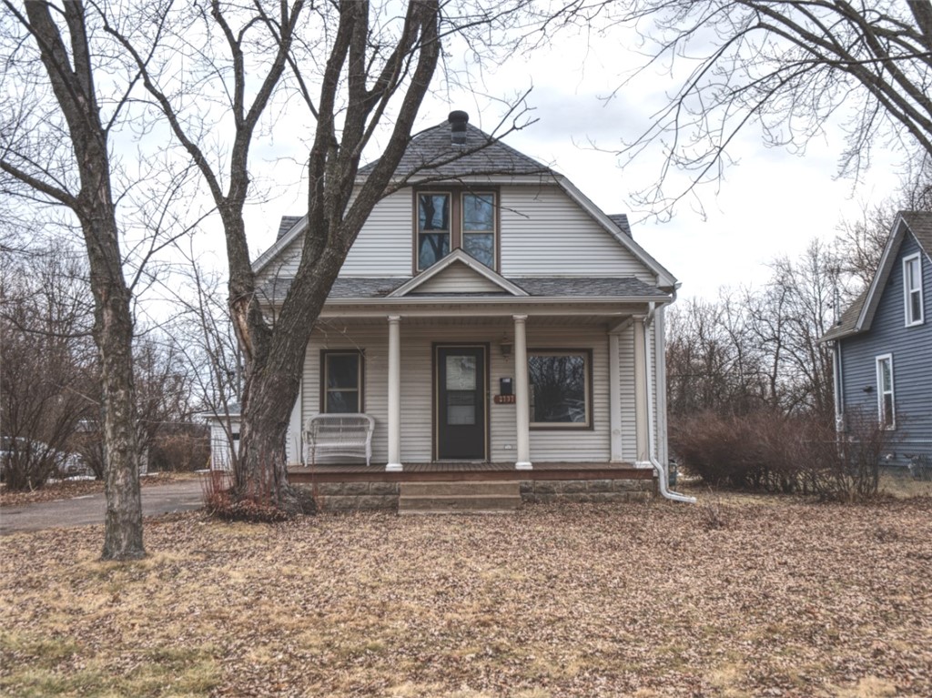 2737 3rd Street Property Photo 1