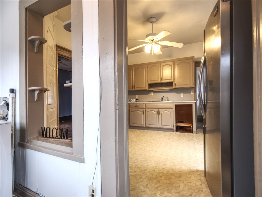 2737 3rd Street Property Photo 6