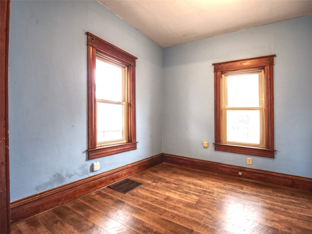 2737 3rd Street Property Photo 16