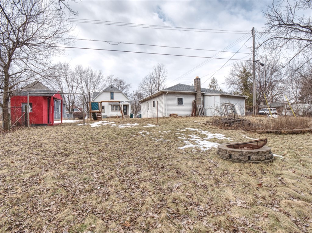 2737 3rd Street Property Photo 28