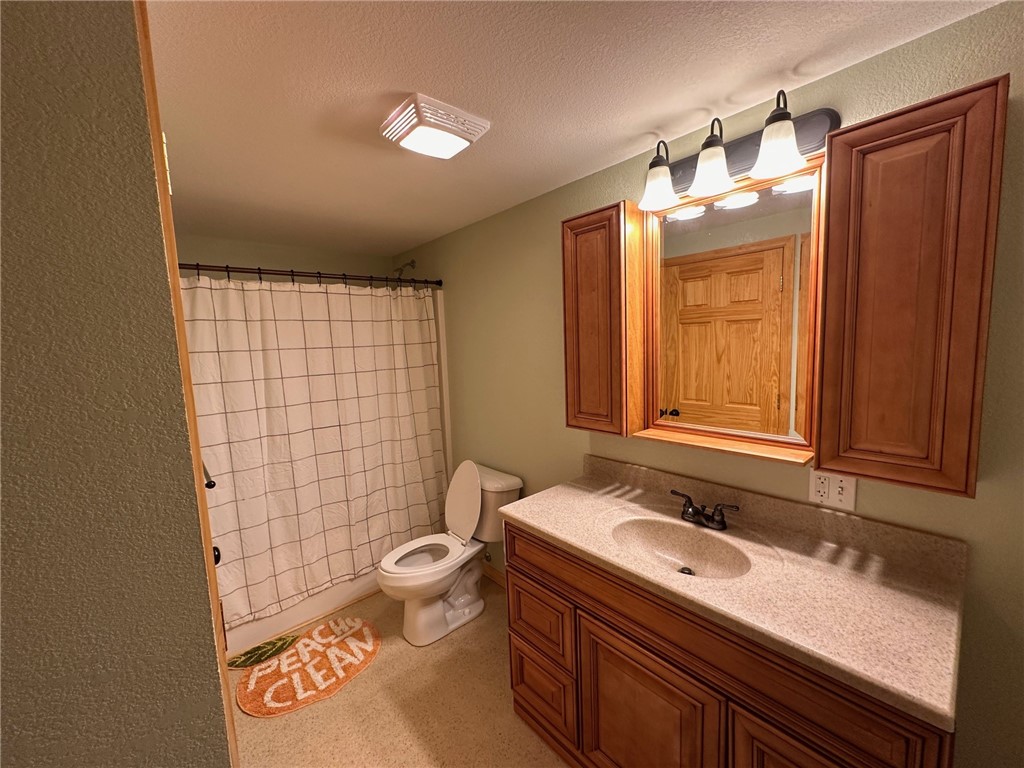 13677 W Lenroot Lane Property Photo 23