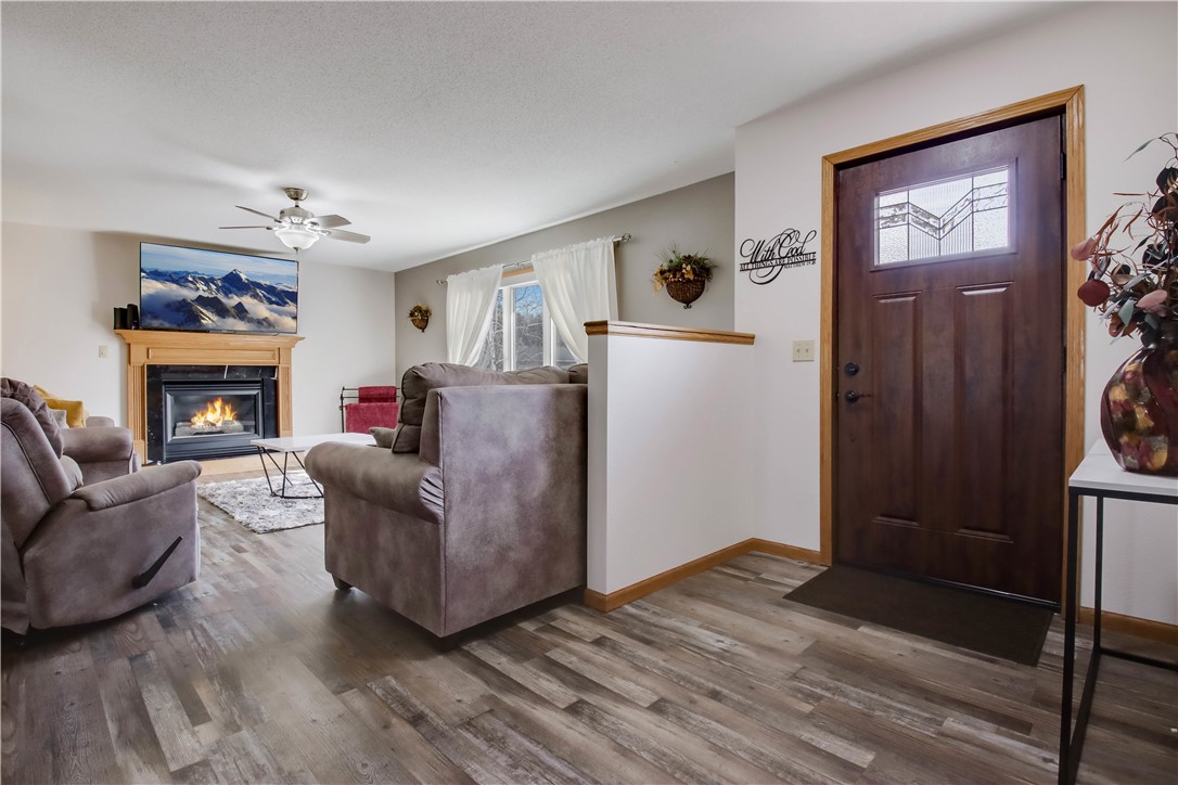 5568 166th Street Property Photo 6
