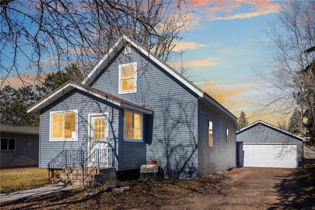 7430 Birch Street W Property Photo 2