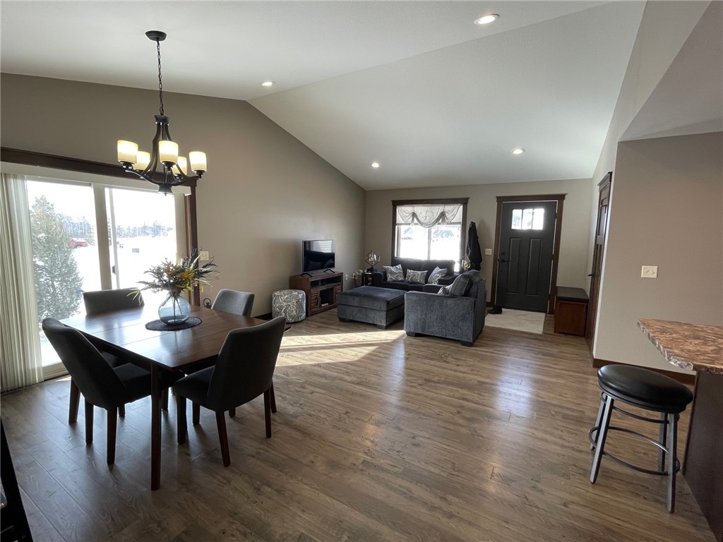 2374 Sugar Maple Street Ne Property Photo 8