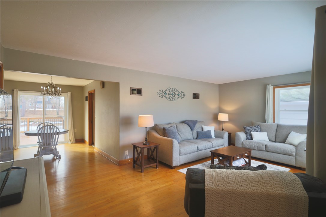 1625 Fairway Street Property Photo 6