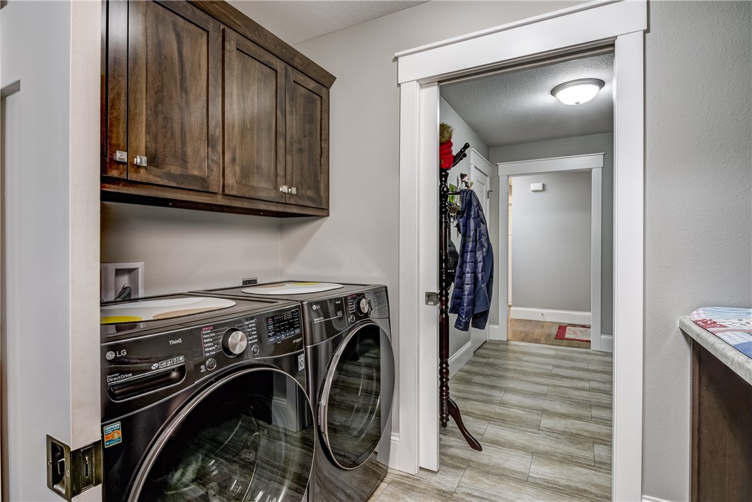 2661 Highclere Drive Property Photo 28