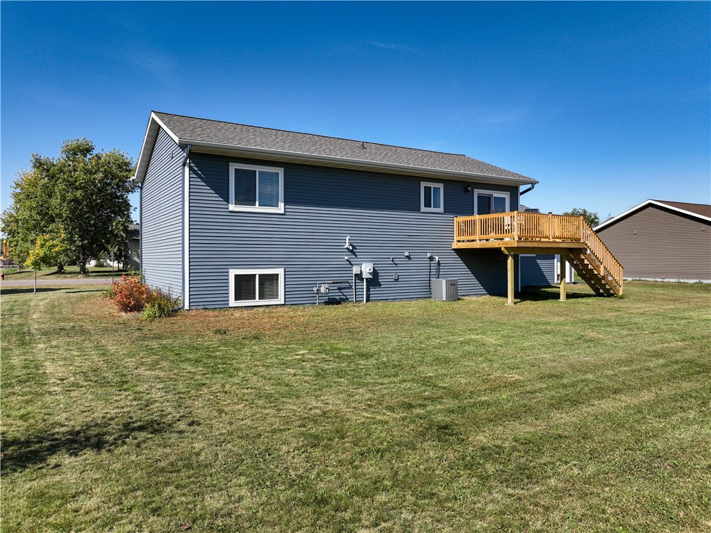 284 Nielsen Lane Property Photo 3