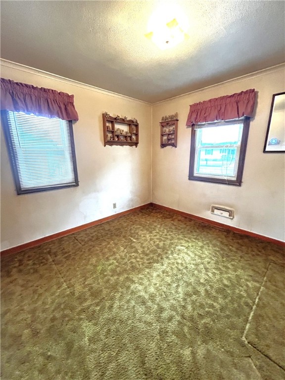 2710 Rudolph Rd Property Photo 18