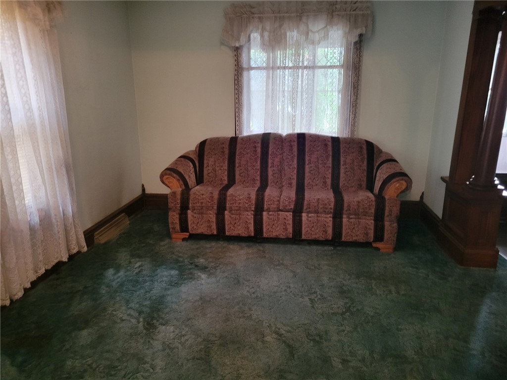 105 W Hazel Street Property Photo 10