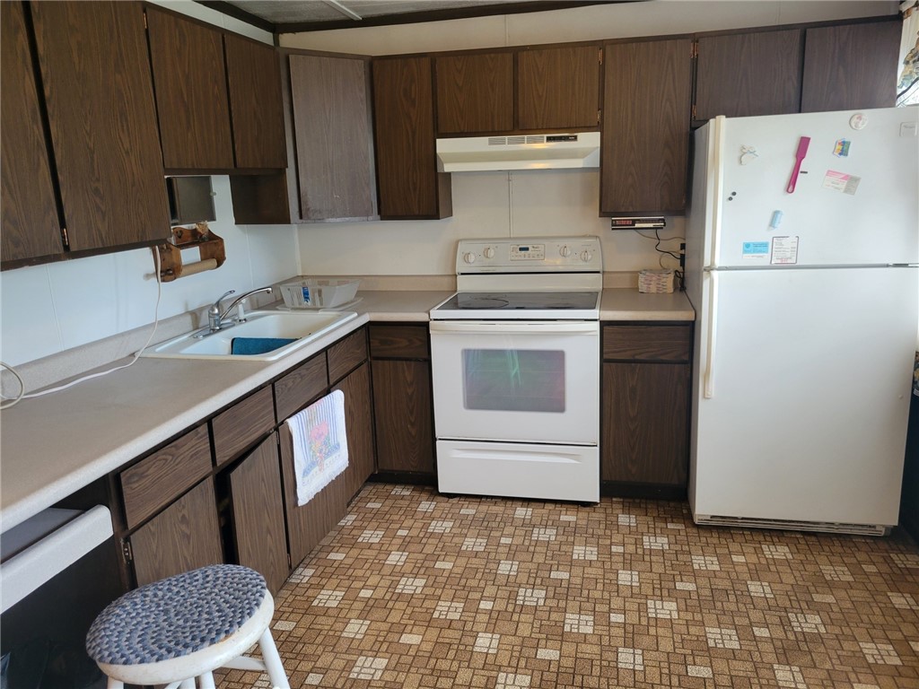 105 W Hazel Street Property Photo 18