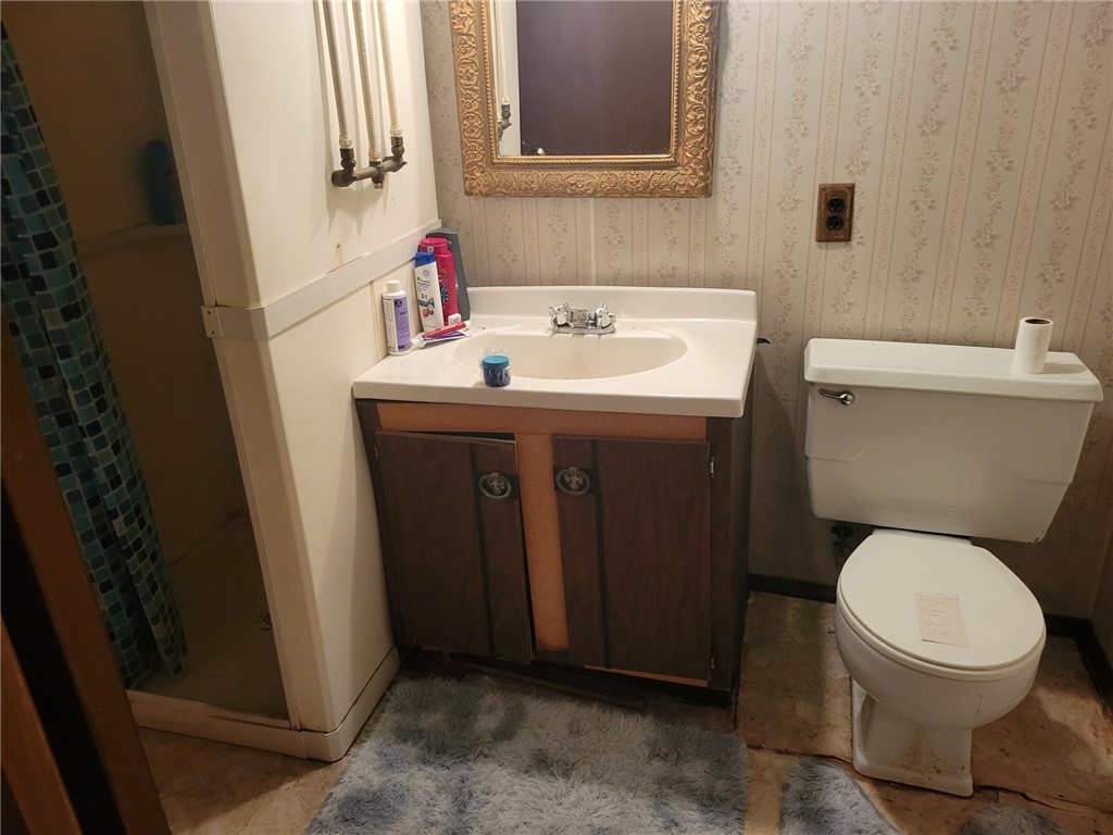 105 W Hazel Street Property Photo 19
