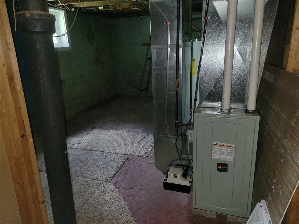 105 W Hazel Street Property Photo 20