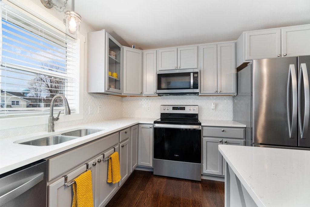 1132 Mansfield Street Property Photo 6