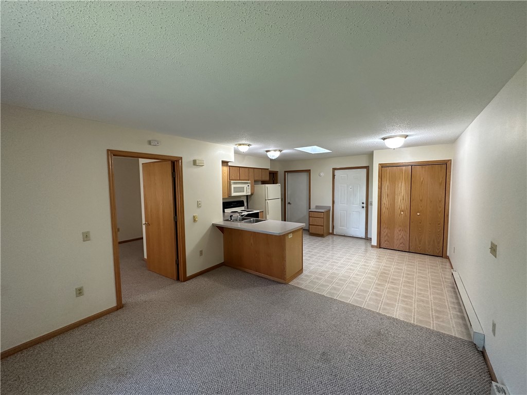 1508 15th Avenue E 5 Property Photo 3