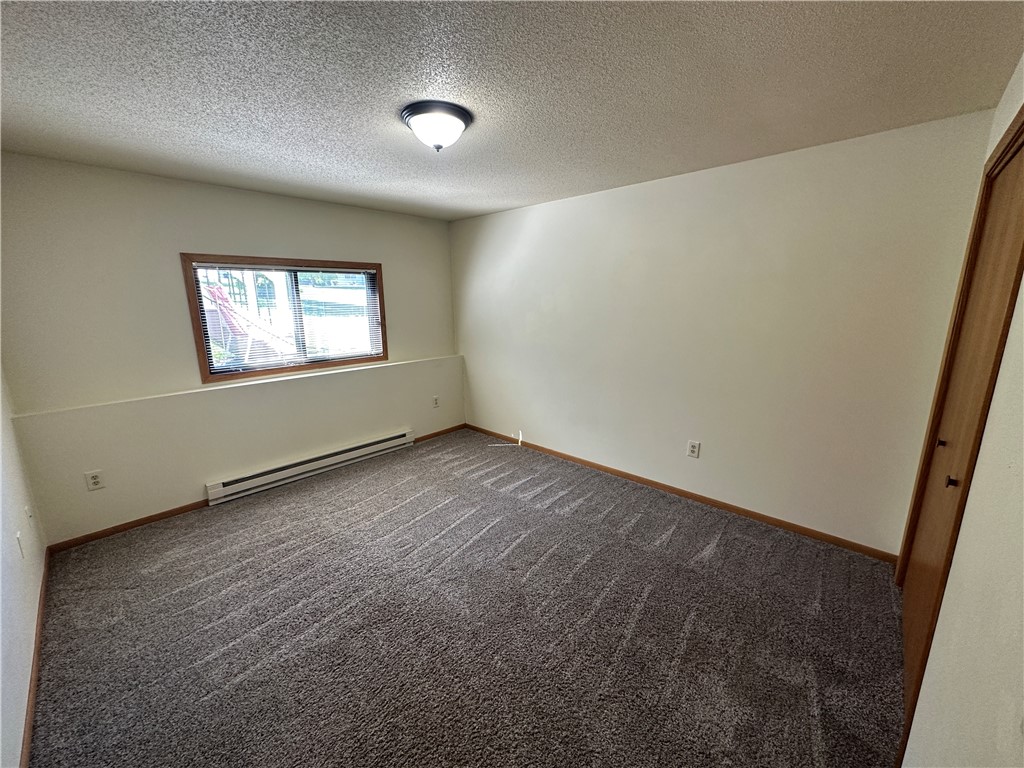 2912 Edgewood Drive 4 Property Photo 2