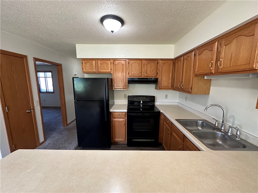 2912 Edgewood Drive 4 Property Photo 10