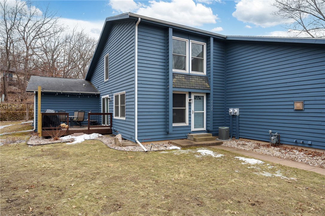 4622 Woodridge Drive 2 Property Photo 1